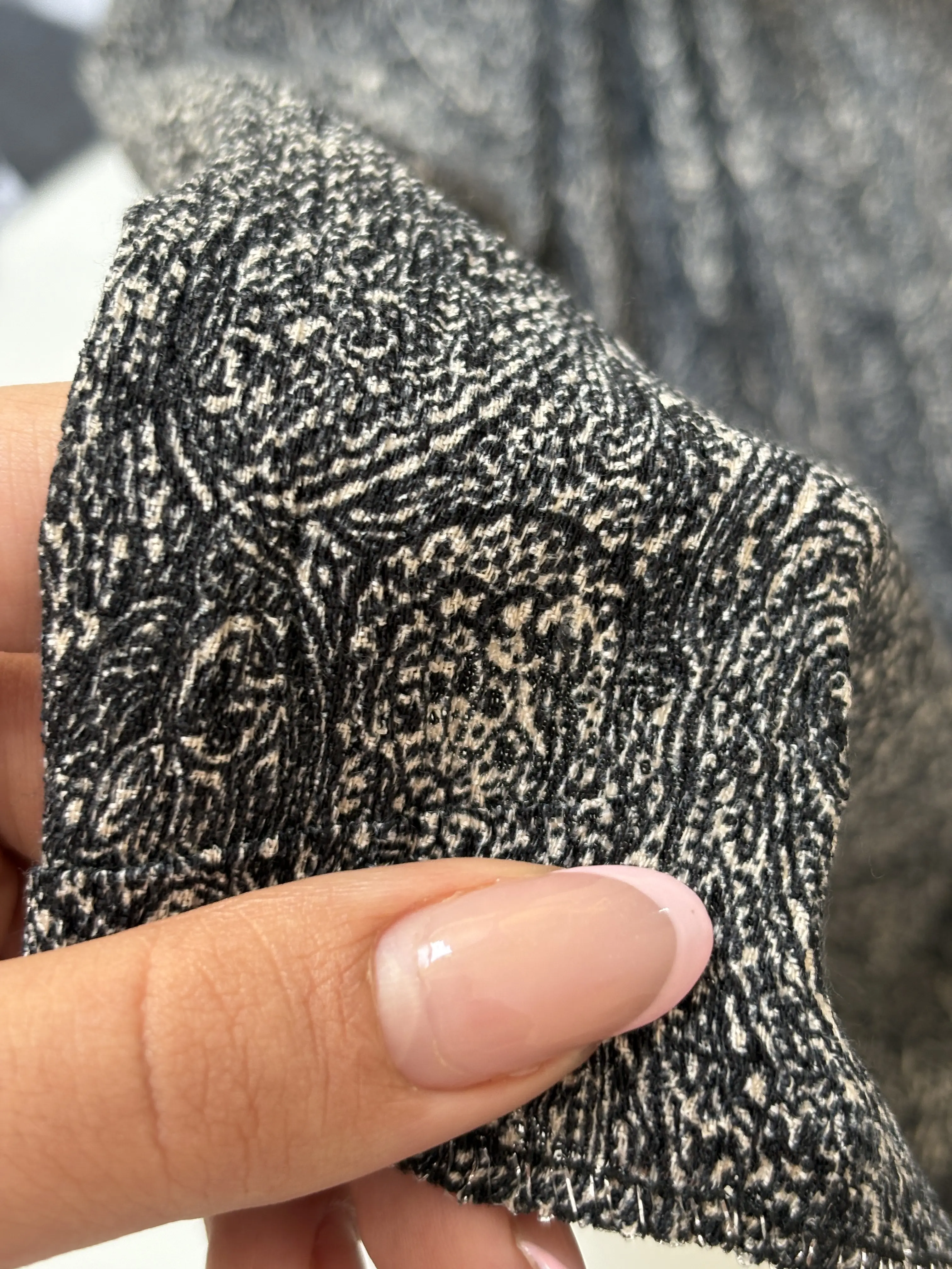 شال ترمه کریشه